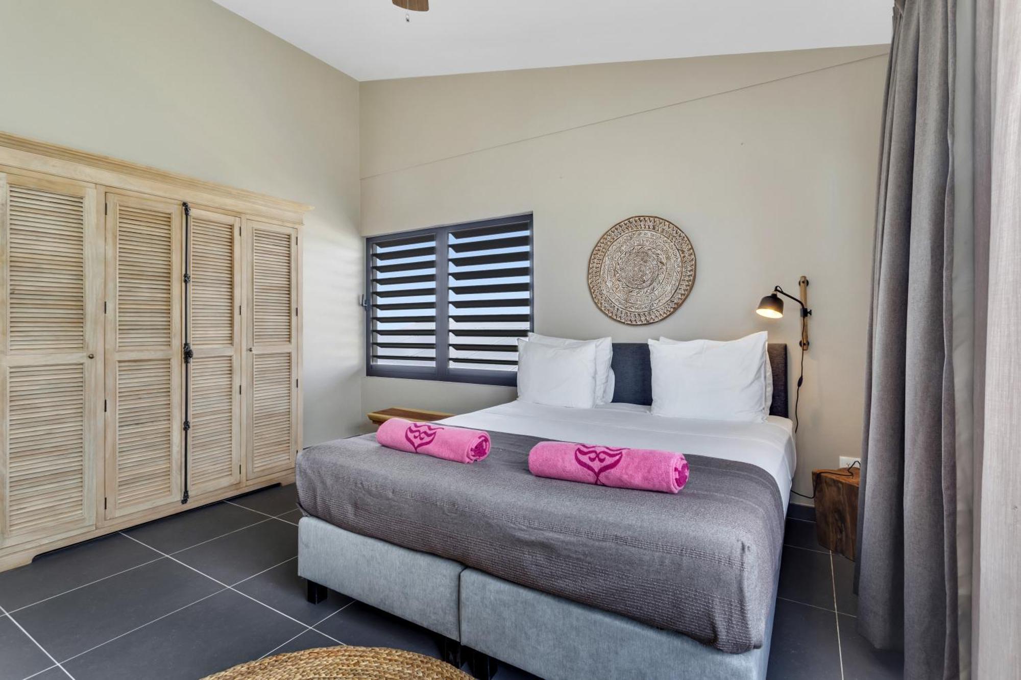 Delfins Beach Resort Bonaire, Tapestry Collection By Hilton Kralendijk  Exterior foto